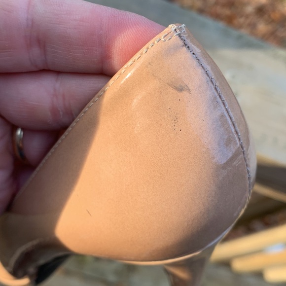 Stuart Weitzman Adobe Beige Heels - Picture 8 of 10